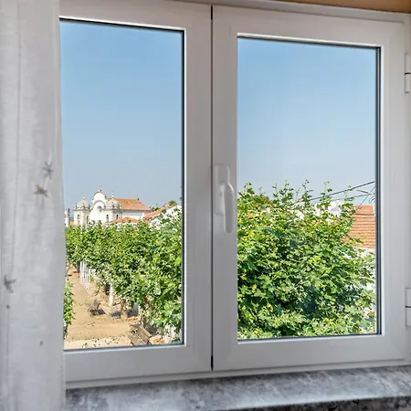 Linos House Homestay szállás Atouguia da Baleia