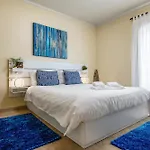 ホームステイ Linos House