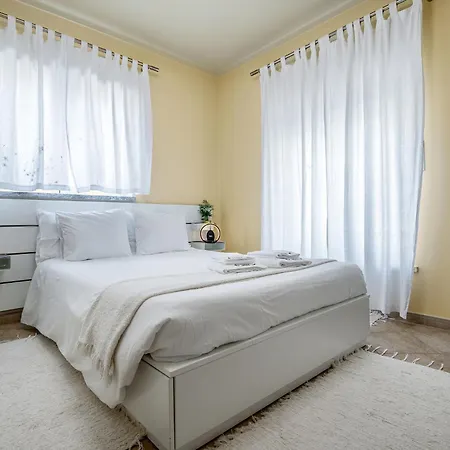 Linos House Atouguia Da Baleia