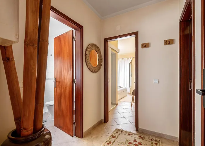 בית אירוח Linos House *