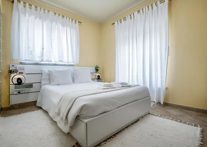 Linos House אנטוגויה דה באלייה